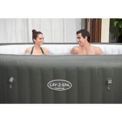 Ulkoporeallas Bestway Lay-Z-Spa Mauritius AirJet, 5-7 hengelle